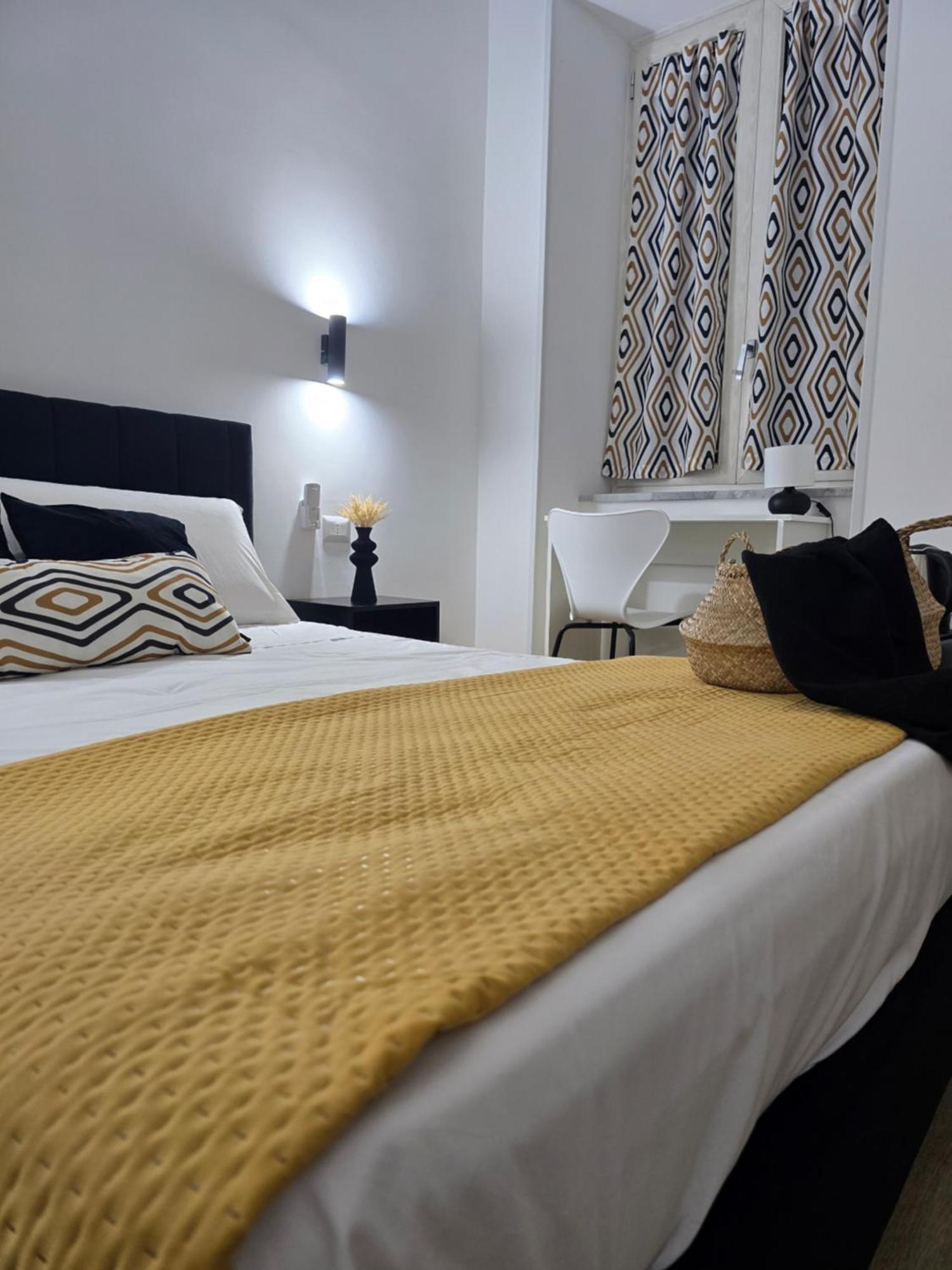 Ventre Luxury Rooms Неаполь Экстерьер фото