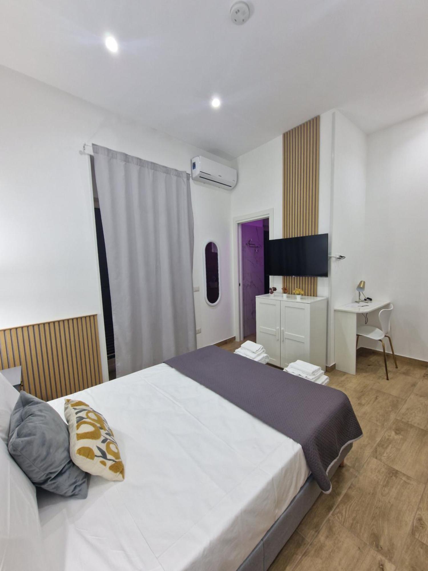 Ventre Luxury Rooms Неаполь Экстерьер фото